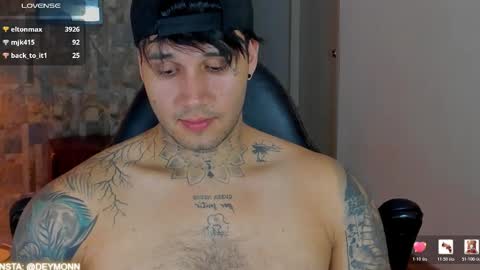 JULIAN online show from 03/08/26, 02:04