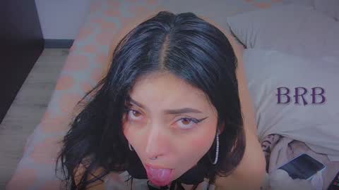 Snapshot of dharmonious_ chatting on 01/09/25, 12:35 harmonious online show from 01/09/25, 12:35