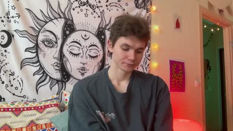 Snapshot of di_n_alex chatting on 01/12/25, 10:02 Di Alex online show from 01/12/25, 10:02