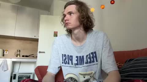 Snapshot of di_n_alex chatting on 07/18/26, 09:13 Di Alex online show from 07/18/26, 09:13