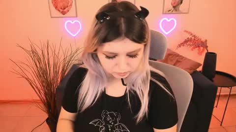 Dia online show from 03/03/25, 01:10