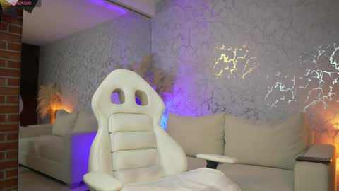 Diego online show from 05/20/26, 11:11