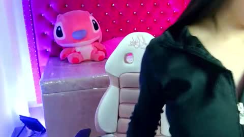diamond_juliana_ online show from 05/27/26, 03:03