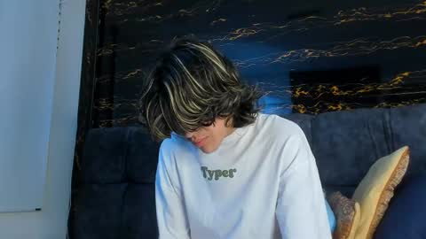 diamond_twink online show from 10/09/25, 07:34