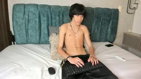 diamond_twink online show from 06/09/26, 03:56