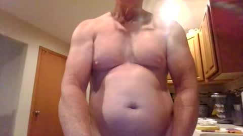 Snapshot of diamondchuck73 chatting on 10/27/25, 11:58 Diamondchuck73 online show from 10/27/25, 11:58