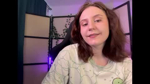 Snapshot of diana_floweri chatting on 07/24/26, 10:02 Diana online show from 07/24/26, 10:02