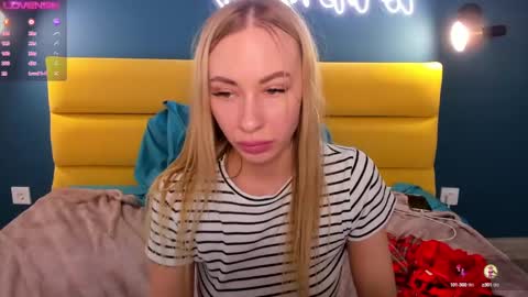 Snapshot of diana_garrett chatting on 02/01/25, 02:45 Diana  online show from 02/01/25, 02:45