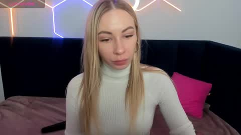 Snapshot of diana_garrett chatting on 02/12/25, 08:59 Diana  online show from 02/12/25, 08:59