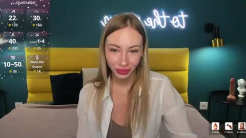 Snapshot of diana_garrett chatting on 06/11/26, 08:34 Diana online show from 06/11/26, 08:34