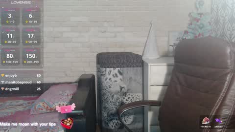 Snapshot of diana_li_ chatting on 01/09/25, 10:20 Diana li online show from 01/09/25, 10:20