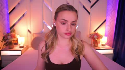 diana_nova online show from 04/27/26, 06:44