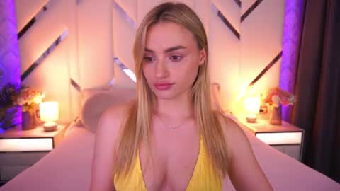 Snapshot of diana_nova chatting on 06/19/26, 01:48 diana_nova online show from 06/19/26, 01:48