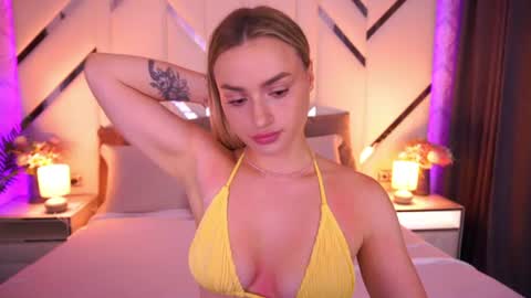 Snapshot of diana_nova chatting on 06/26/26, 01:15 diana_nova online show from 06/26/26, 01:15