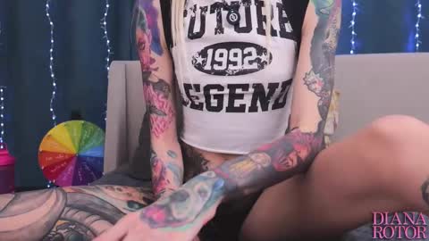 Diana online show from 12/19/25, 03:46