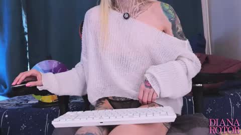 Diana online show from 02/11/26, 07:35