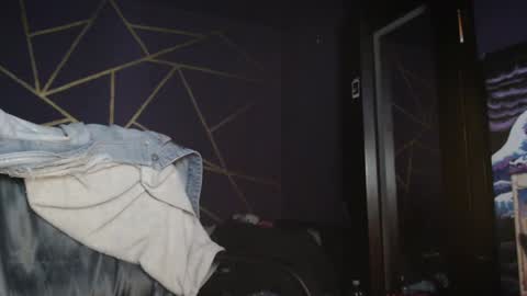 Snapshot of diana_smit_ chatting on 02/08/25, 02:04 diana online show from 02/08/25, 02:04