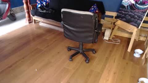 Snapshot of diana_smit_ chatting on 03/09/25, 04:33 diana online show from 03/09/25, 04:33