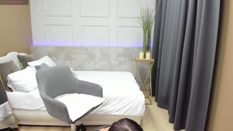 Diana online show from 12/23/24, 01:35