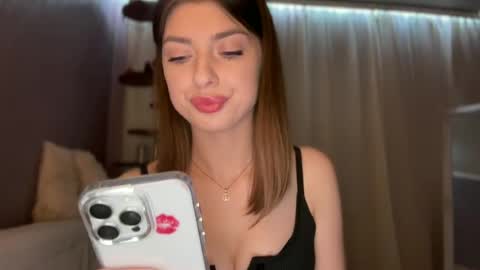 Snapshot of dianaa_lee chatting on 06/16/26, 09:06 DIANA online show from 06/16/26, 09:06