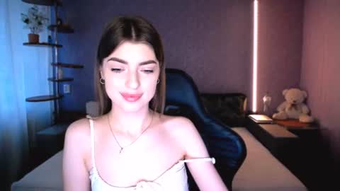 Snapshot of dianaa_lee chatting on 06/30/26, 01:56 DIANA online show from 06/30/26, 01:56