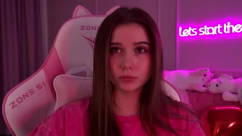 Diana online show from 02/17/25, 12:32