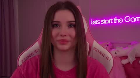 Diana online show from 02/25/25, 10:07