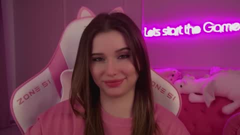 Diana online show from 03/04/25, 05:00