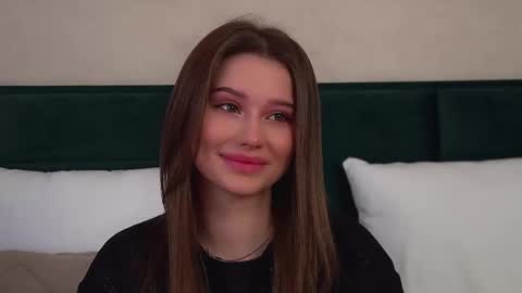 Diana online show from 10/08/25, 10:57