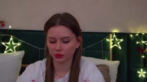 Diana online show from 12/16/25, 03:28