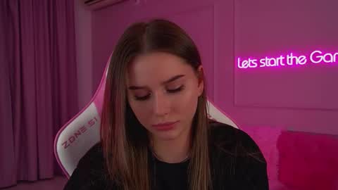 Diana online show from 03/12/26, 07:53