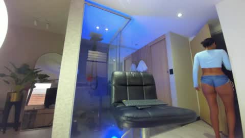 Snapshot of dianac1998 chatting on 11/27/25, 09:06 dianac1998 online show from 11/27/25, 09:06