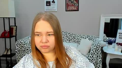 Snapshot of dianakristol chatting on 05/20/26, 06:30 Diana online show from 05/20/26, 06:30