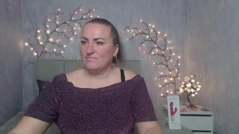 Diana online show from 04/15/26, 05:58