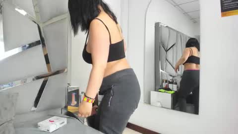 dianarous online show from 10/07/25, 04:20