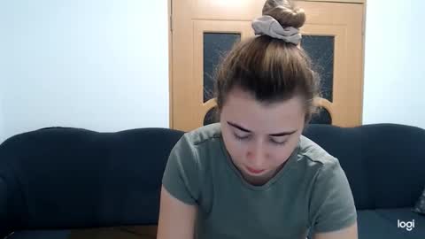 dianasmiey7 online show from 12/04/24, 10:02