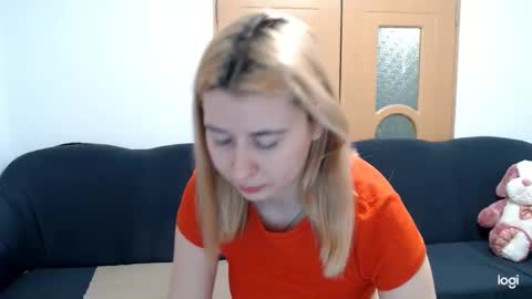 dianasmiey7 online show from 03/07/25, 09:40