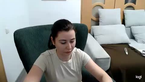 dianasmiey7 online show from 02/16/26, 09:05