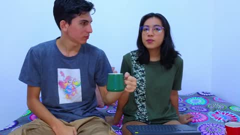 Ana  Leo online show from 02/05/25, 11:44