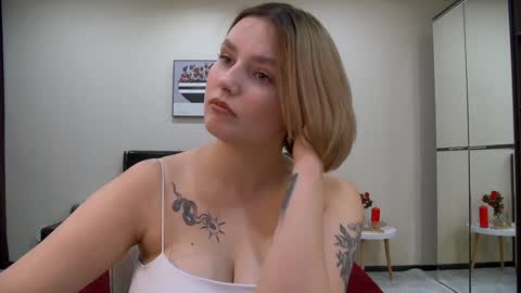 Snapshot of dianemills chatting on 01/29/25, 07:11 Diane Mills online show from 01/29/25, 07:11