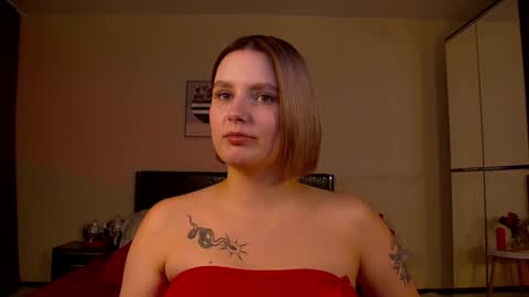 Snapshot of dianemills chatting on 02/06/25, 02:33 Diane Mills online show from 02/06/25, 02:33