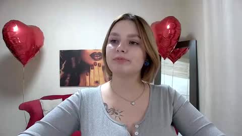 Snapshot of dianemills chatting on 02/23/25, 05:29 Diane Mills online show from 02/23/25, 05:29
