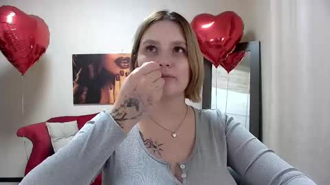 Snapshot of dianemills chatting on 02/24/25, 02:40 Diane Mills online show from 02/24/25, 02:40