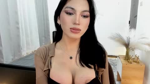 Kianna online show from 01/14/25, 10:06