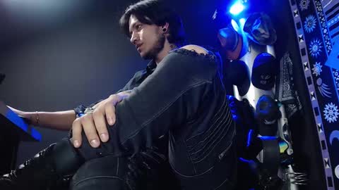 DICAPRIO online show from 03/03/25, 09:48