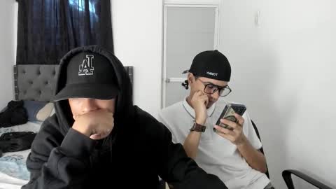 dick online show from 11/21/25, 12:04