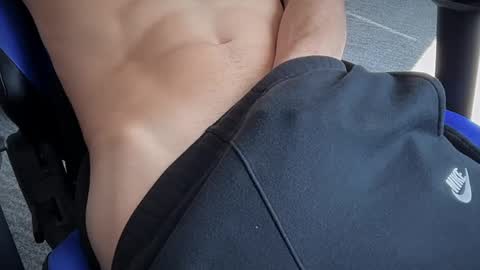 dickbboy19 online show from 09/16/25, 06:31