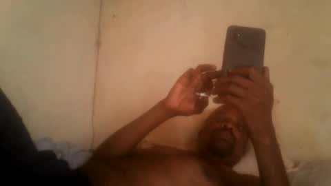 Snapshot of dickdaxxx chatting on 01/18/25, 07:38 dickdaxxx online show from 01/18/25, 07:38