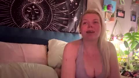 Beau online show from 04/11/26, 07:24