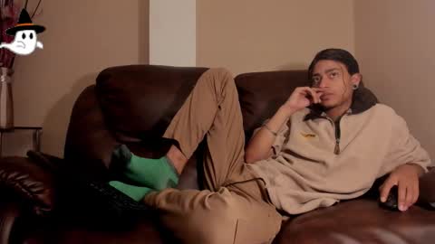 Snapshot of dickie_dicking chatting on 10/21/25, 08:42 dickie_dicking online show from 10/21/25, 08:42